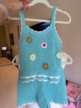 Zara- Girls Knit Top w/ Crochet Flowers & Matching Shorts - Turquoise- Size: 6/7